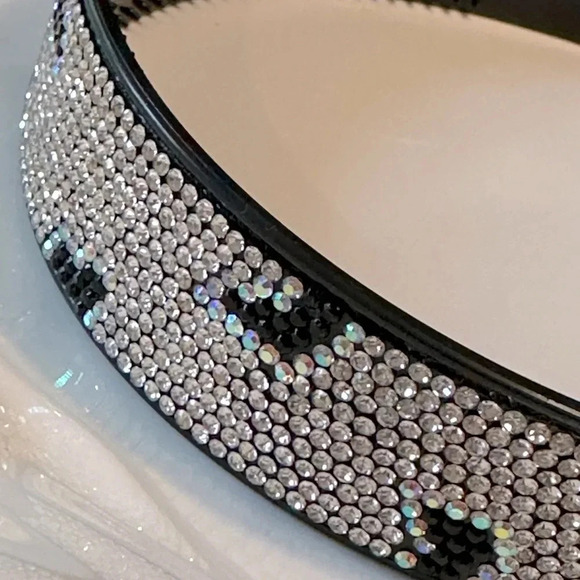 Black and White Animal Print Crystal Rhinestone Headband Wide & Flat with Combs - Picture 4 of 5